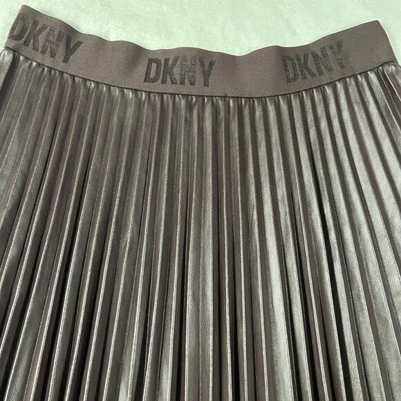 DKNY Women's Bordeaux brown faux leather pleated skirt NWT - Picture 9 of 13